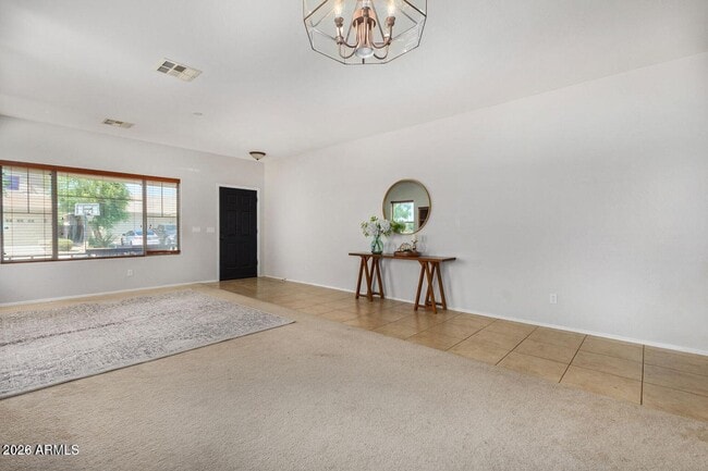 Building Photo - 939 E Sourwood Dr