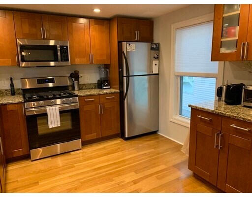 Building Photo - 7 Thorndike Terrace