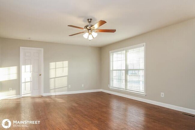 Building Photo - 2861 Sutherland Dr, Spring Hill, TN 37179