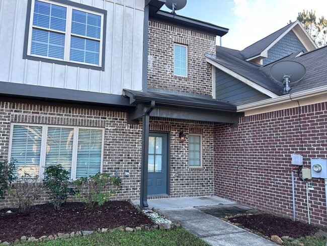Building Photo - 585 Polo Way