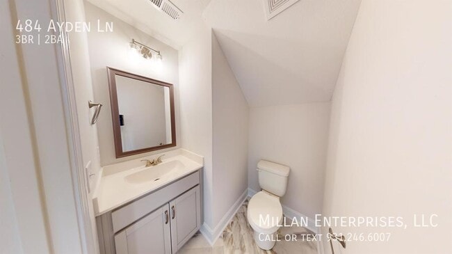 Building Photo - 484 Ayden Ln