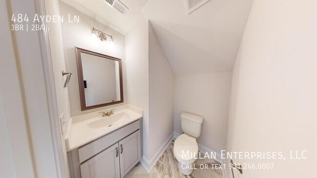 Foto del edificio - 484 Ayden Ln