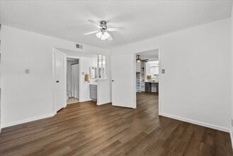 Building Photo - 1500 Bay Area Blvd