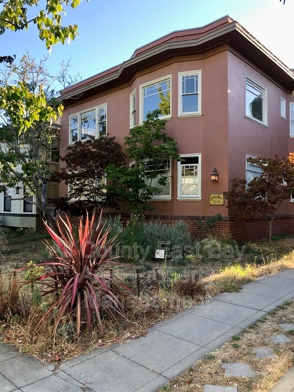Building Photo - 2632 Hillegass Ave