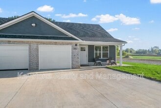 Building Photo - 410 Juniper Way