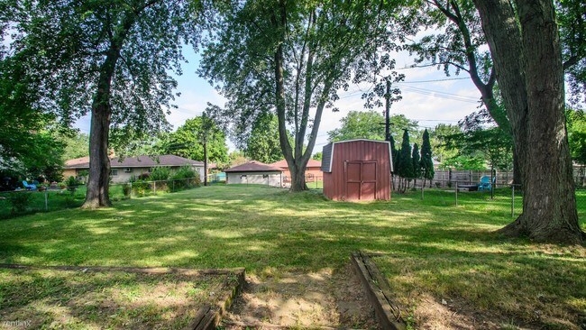 Building Photo - 4 br, 2 bath House - 3615 Cushing Ct