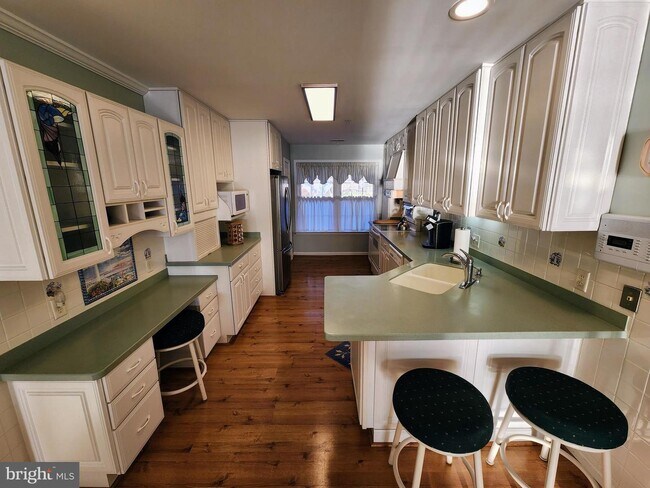 Building Photo - 4 Owens Landing Ct