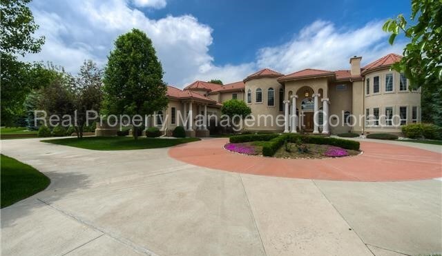 Foto del edificio - 1975 S Lake Rd