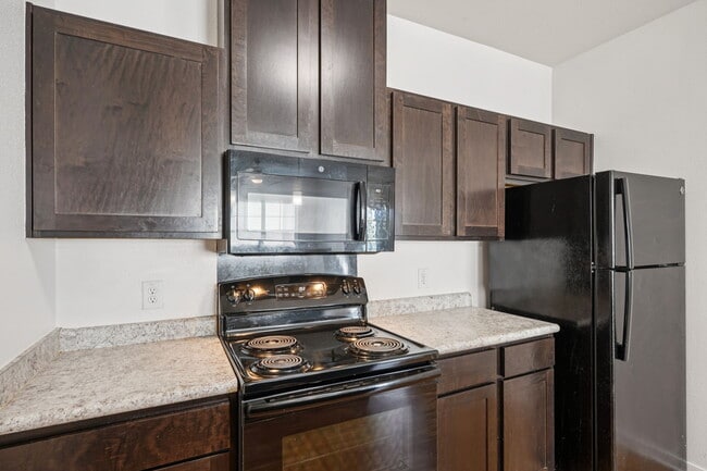 1/1 Kitchen - OAK VALLEY