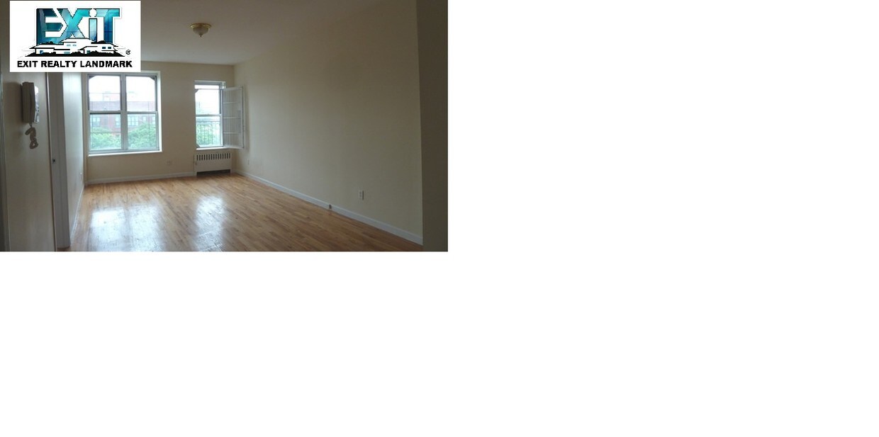 Primary Photo - 625 E 5th St