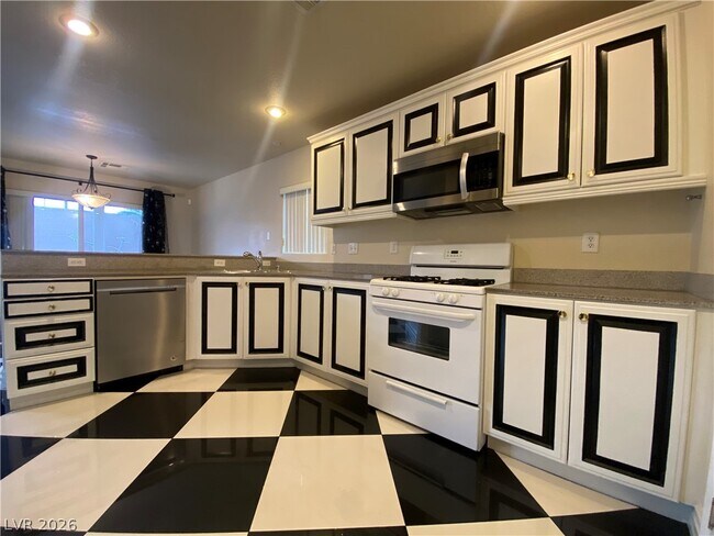 Foto del edificio - 175 Real Long Way