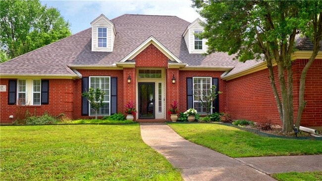 Building Photo - 5408 W Redbud St