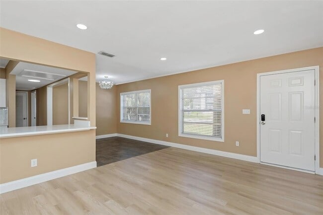 Building Photo - 4622 W El Prado Blvd