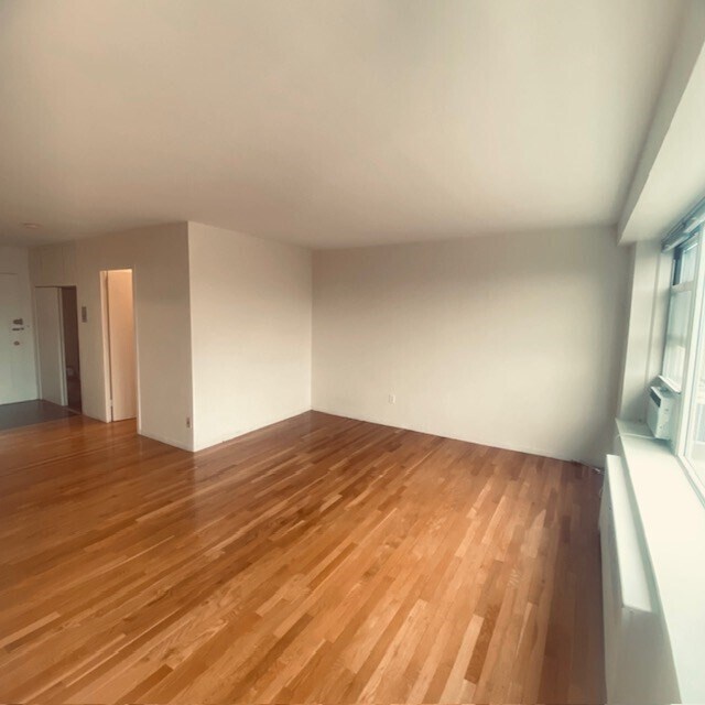 Foto del edificio - 145 Pinckney St