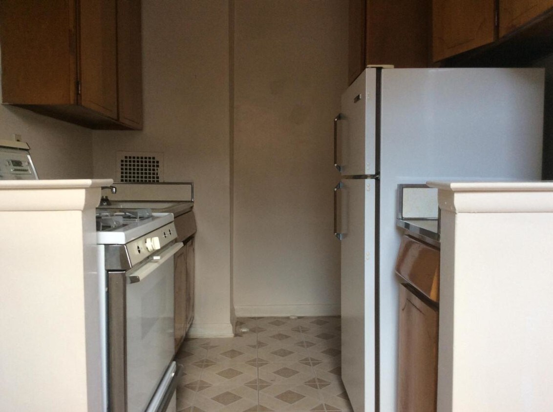 Foto principal - 1579 Rhinelander Ave