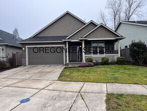 Building Photo - 920 Pennington Ct