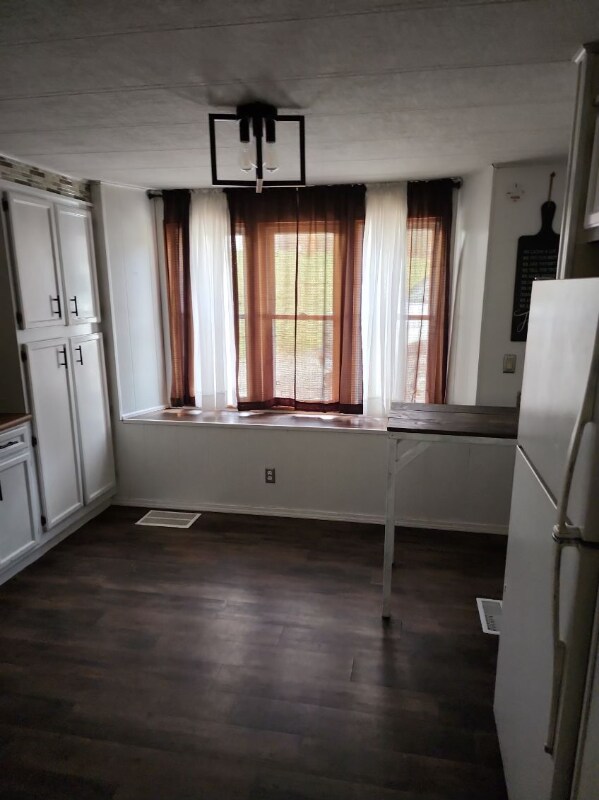 Foto del edificio - 7103 E Washington St