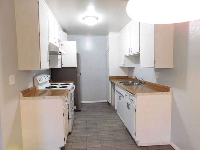 Building Photo - 41598 Marine Dr