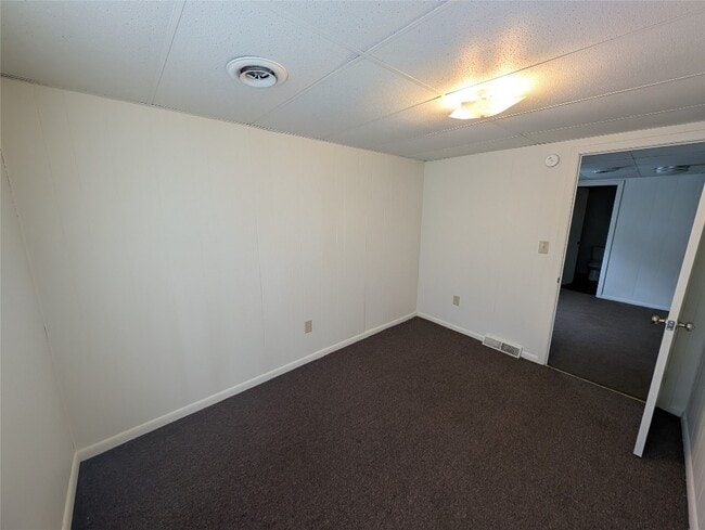 Building Photo - 1023 Cascade St