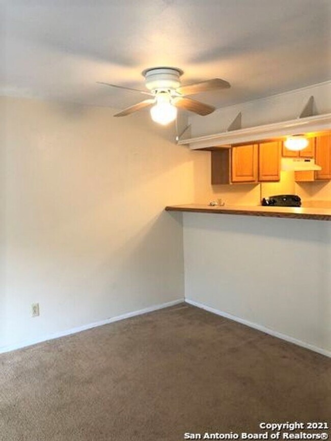 Building Photo - 11015 Mt Boracho Dr