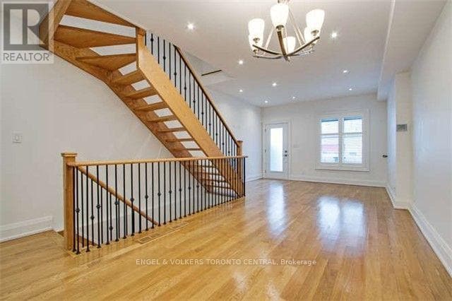 Building Photo - 520 Eastern Ave