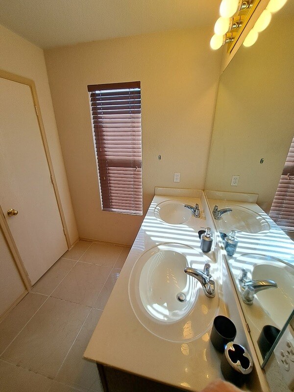 9200 St Martin Rd, Fort Worth, TX 76123 Condo for Rent in Fort Worth