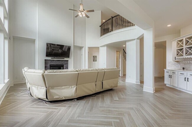 Building Photo - 134 Arcadian Ln