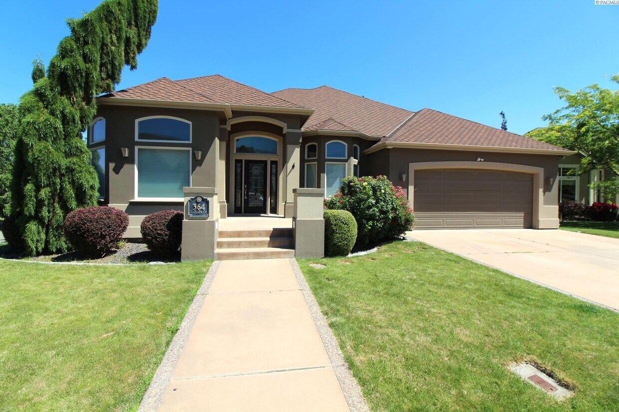 Foto principal - Luxury Home for Rent in Richland