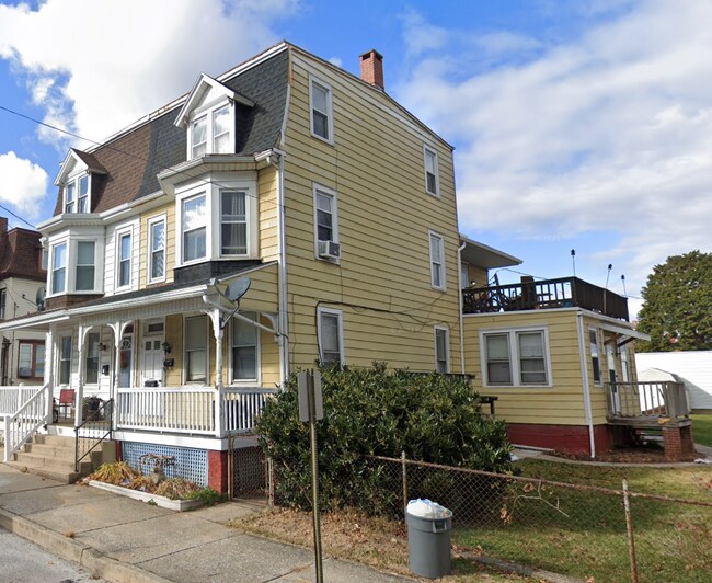 Building Photo - 21 E 9th Ave