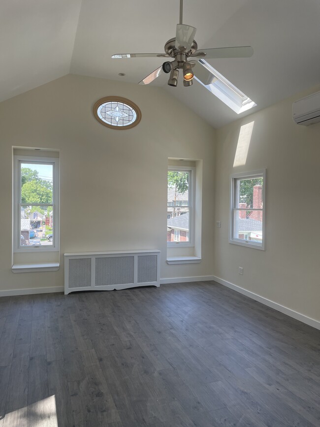 Building Photo - 97 Margaretta Ct
