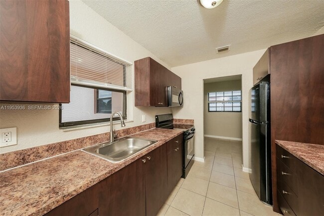 Foto del edificio - 7813 Orleans St