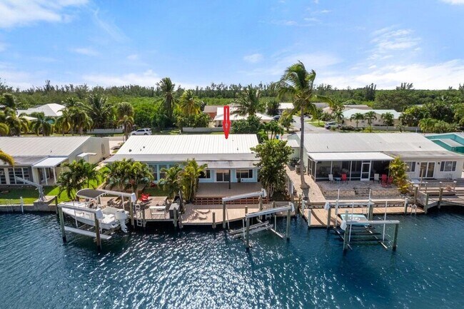 Building Photo - 44 Aqua Ra Dr