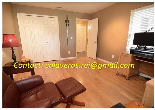 Foto del edificio - 123 Shady Oak Ln