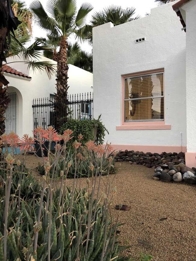 Foto del edificio - 1135 E Palm Ln
