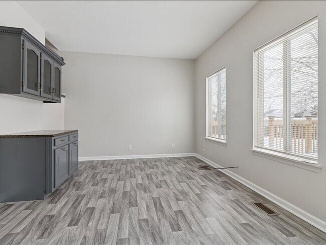 Foto del edificio - 14228 S Napa Cir