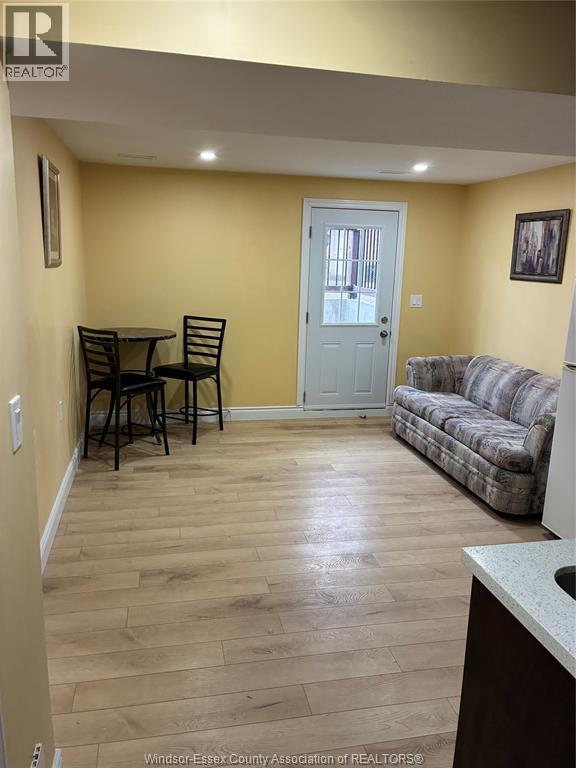 Photo du bâtiment - 12135 Intersection Rd