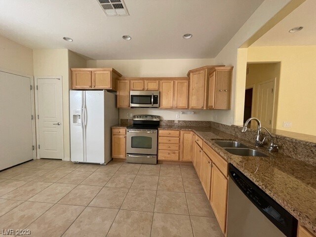 Building Photo - 1342 Springdale Ln