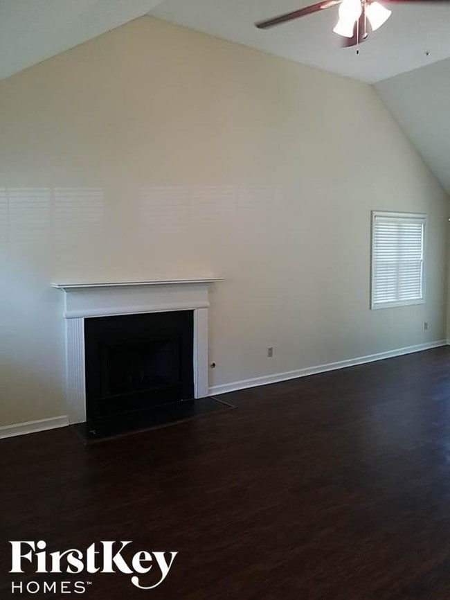 Building Photo - 1155 Oregon Trail SW
