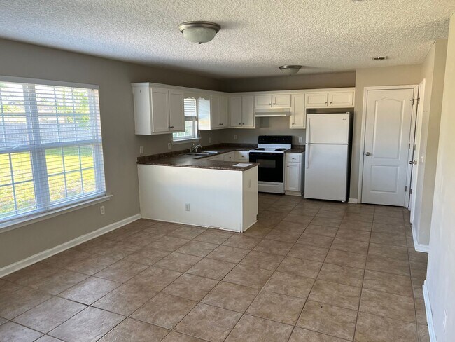 Foto del edificio - 268 Water Crest Drive