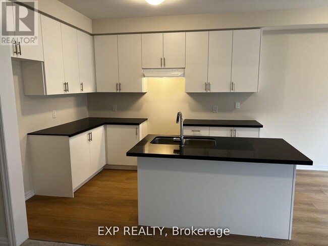 Building Photo - 162 Flood Ave