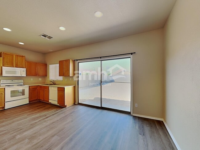 Building Photo - 3506 N 130th Ave