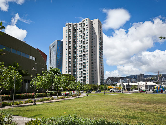 Building Photo - 1133 Waimanu St