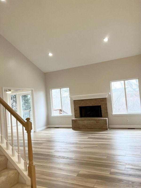 Building Photo - 9005 Campbell Creek Dr