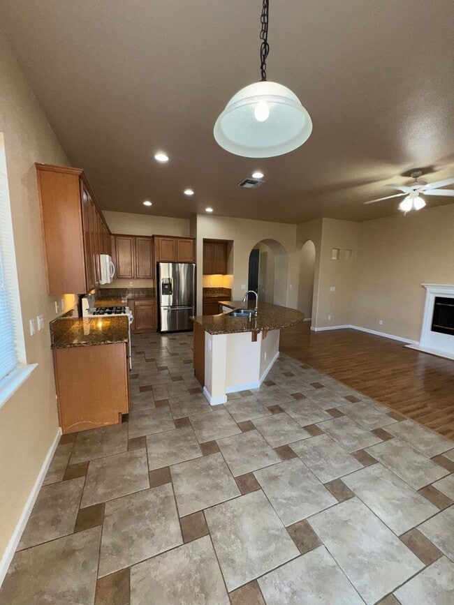 Building Photo - 8259 Lauffer Way