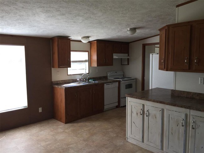 Building Photo - 4481 I-45