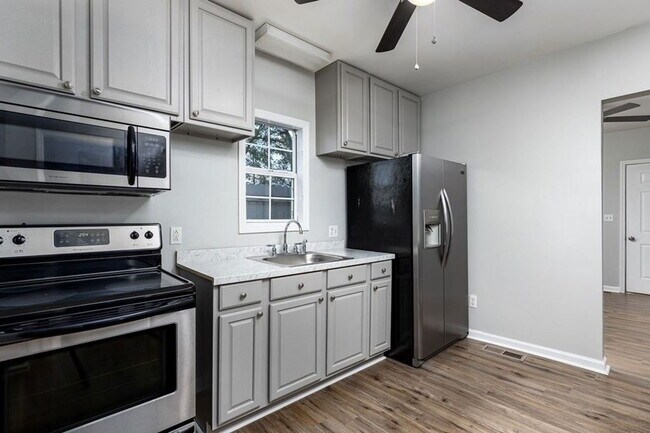 Foto del edificio - 508 E 6th St