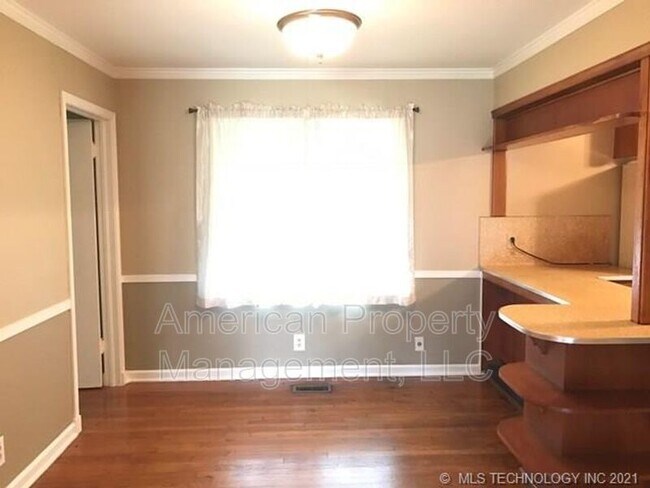 Foto del edificio - 2126 S Sandusky Ave