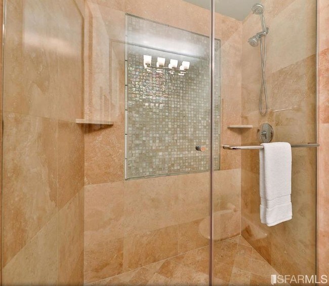Foto del edificio - 3145 Turk Blvd