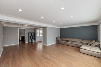 Building Photo - 2539 Warrensville Center Rd