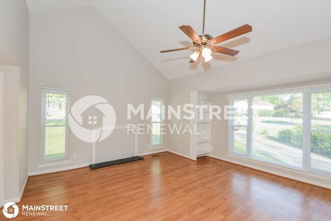 Building Photo - 208 Sunny Acre Dr, Mount Juliet, TN 37122